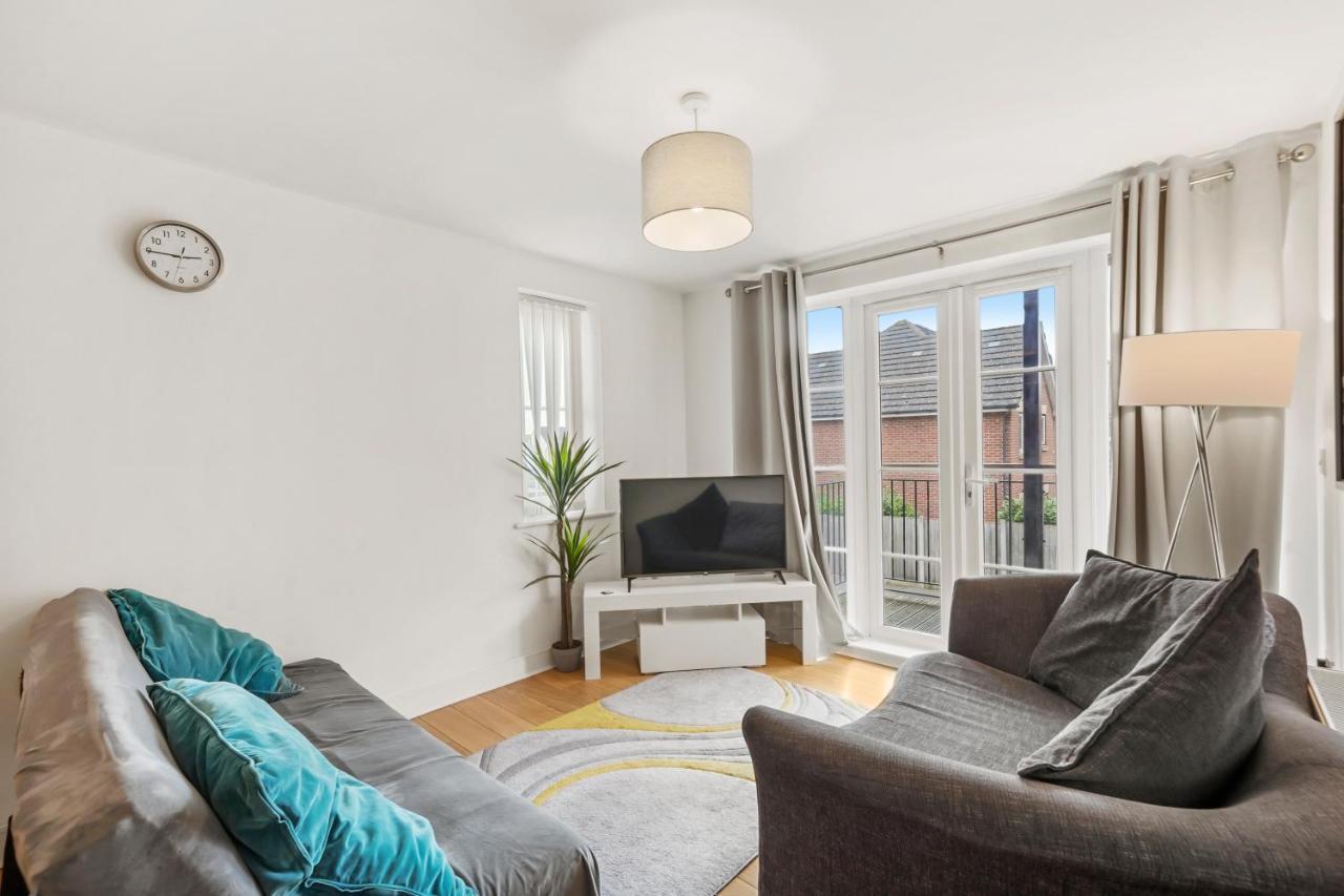 Luxnightzz - Two Bed - Close To North Station And Hospital Κόλτσεστερ Εξωτερικό φωτογραφία