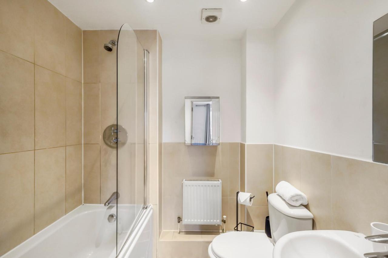 Luxnightzz - Two Bed - Close To North Station And Hospital Κόλτσεστερ Εξωτερικό φωτογραφία