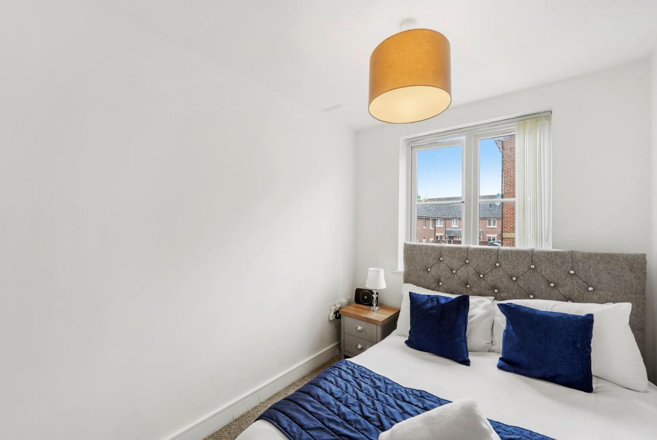 Luxnightzz - Two Bed - Close To North Station And Hospital Κόλτσεστερ Εξωτερικό φωτογραφία